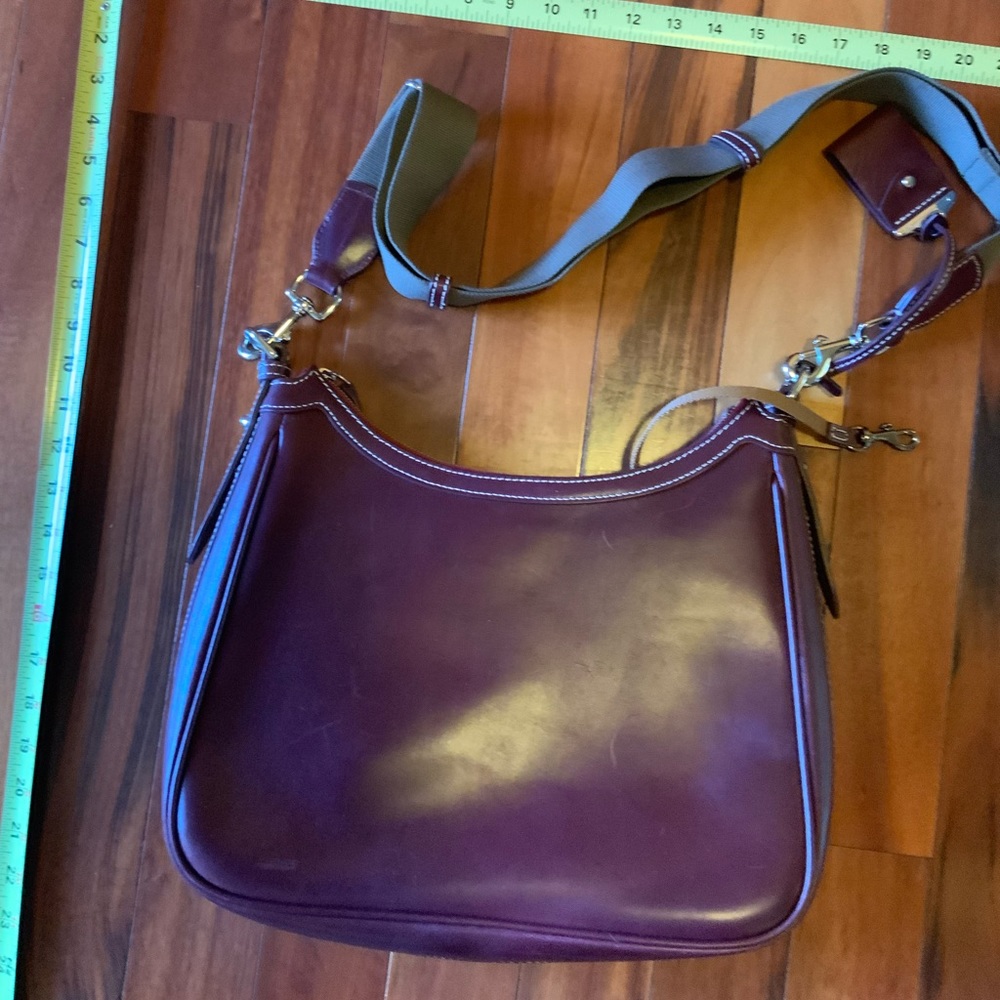 Dooney & Bourke Purse - Picture 2 of 3
